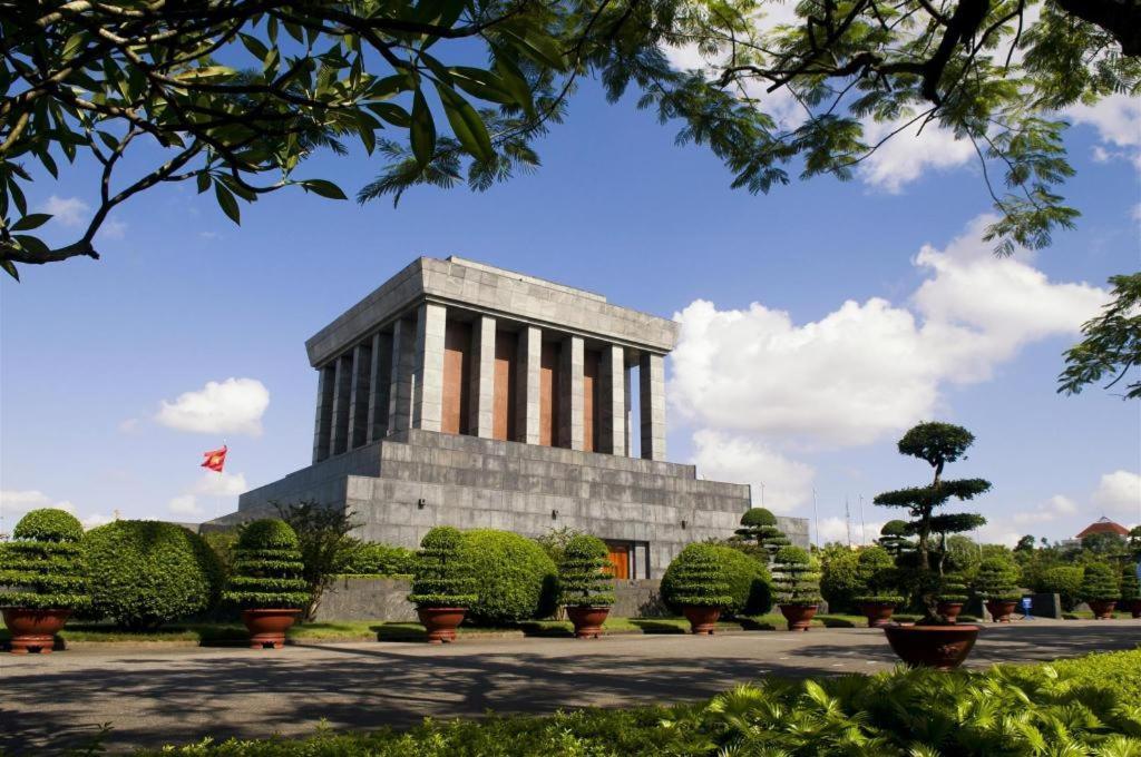 โรงแรมเฮลิออส เลเจ้นด์ ฮานอย ภายนอก รูปภาพ